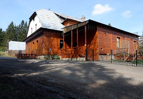 Společenské a venkovní prostory